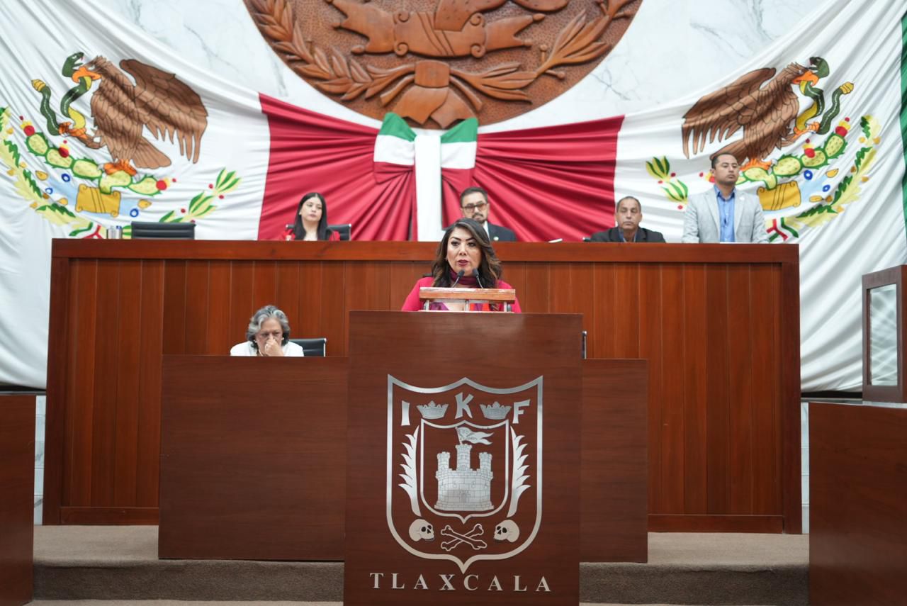 Proponen inscribir con letras doradas en el muro de honor del Poder Legislativo local 'Universidad Autónoma de Tlaxcala'